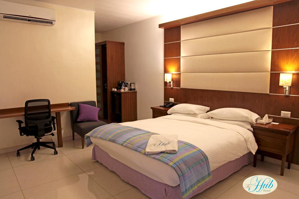 The Hub Hotel New England Ruang foto