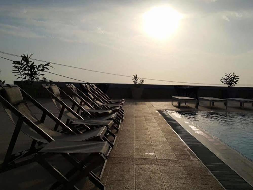 The Hub Hotel New England Bagian luar foto